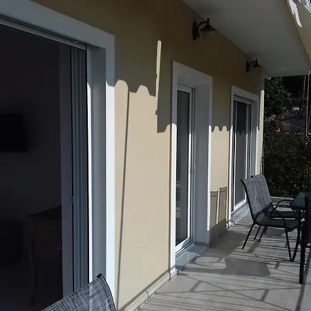 Plagia's Sunset Lägenhet Exanthia