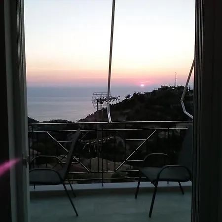 Plagia's Sunset * Exánthia