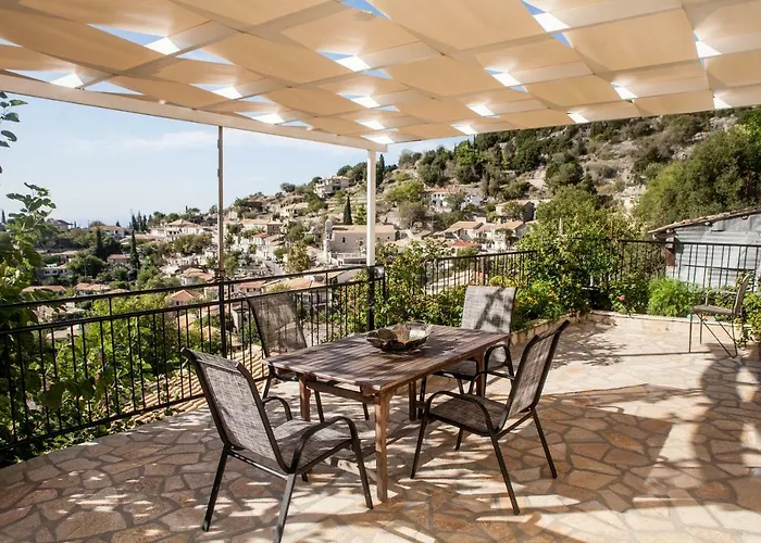 Plagia's Sunset Apartment Exanthia